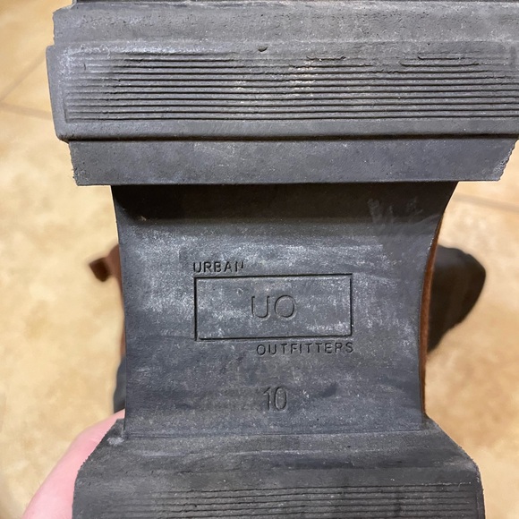 Urban Outfitters Dark Brown Men's Boots - Picture 4 of 4